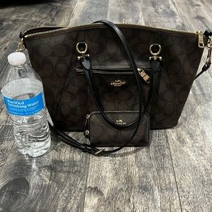 Coach shoulder bag/crossbody and coin purse